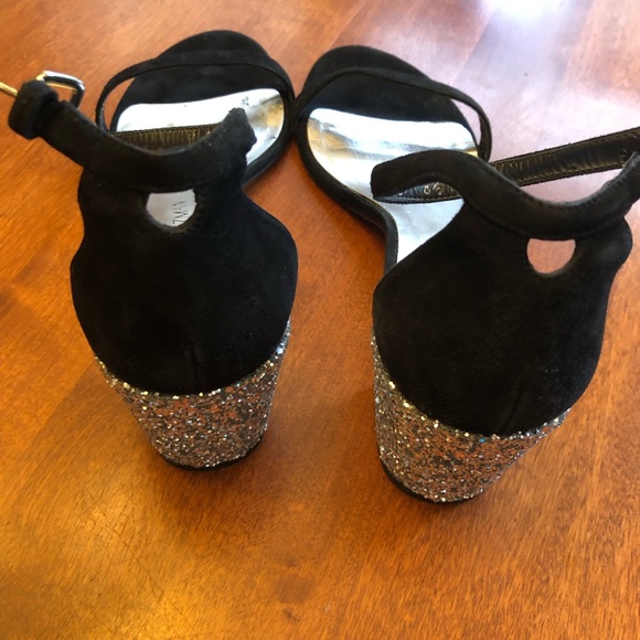 Stuart Weitzman Suede Glitter Sandals. Size 8.5. - Picture 6 of 11